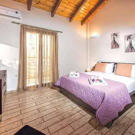 Kyveli Villa *